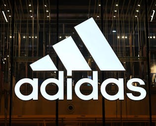 Adidas renueva con el Manchester United por cifra récord