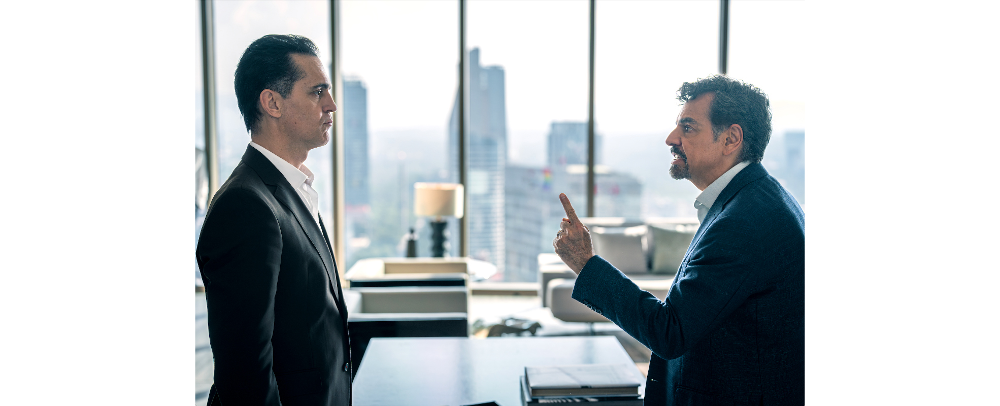 Prime Video revela las primeras imágenes de "El Juicio", con Eugenio Derbez y Pedro Alonso