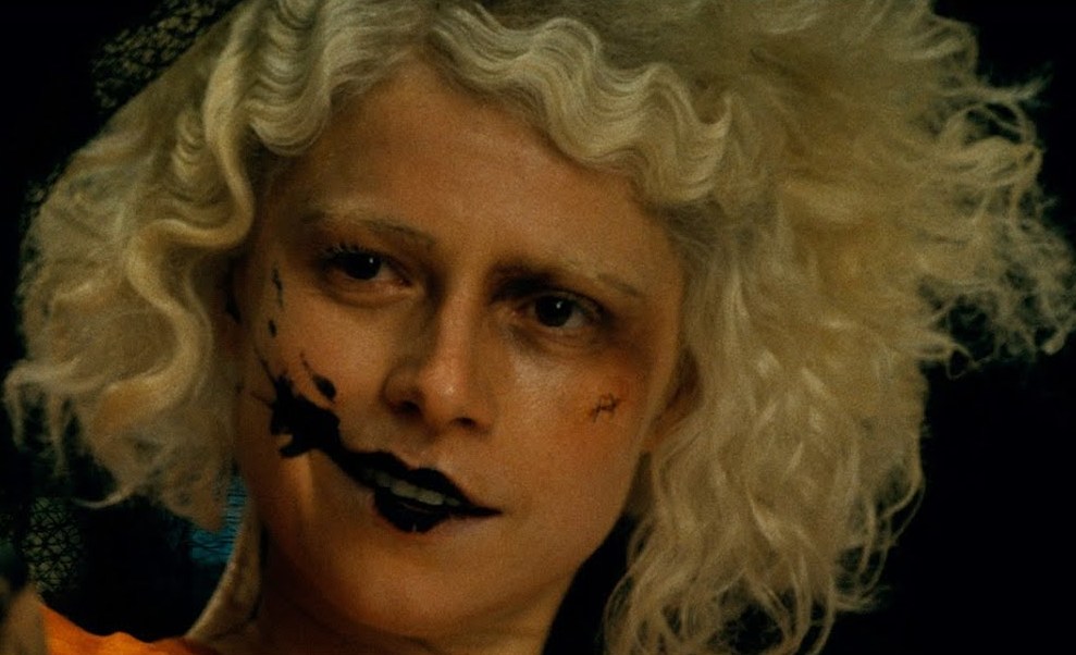 "¡La novia!" intensifica su visión rebelde en el nuevo tráiler de la película