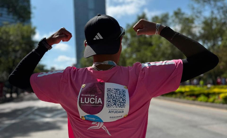 “Hay kilómetros que significan más” llevó la historia de Lucía al Maratón de la CDMX