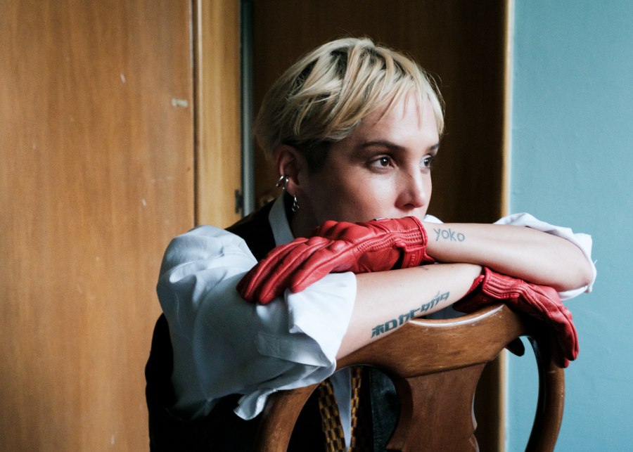 Rubio lanza "Espero podamos ver un ovni juntxs", manifiesto del pop alternativo latino