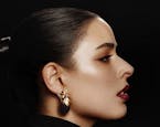 Karina Sofía estrena su álbum "La reina del cañón", producido por Gustavo Santaolalla